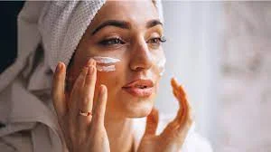 کرم ضدچروک معجزه ای_ رفع چین و چروک در ۷ روز : بررسی علمی و پزشکی