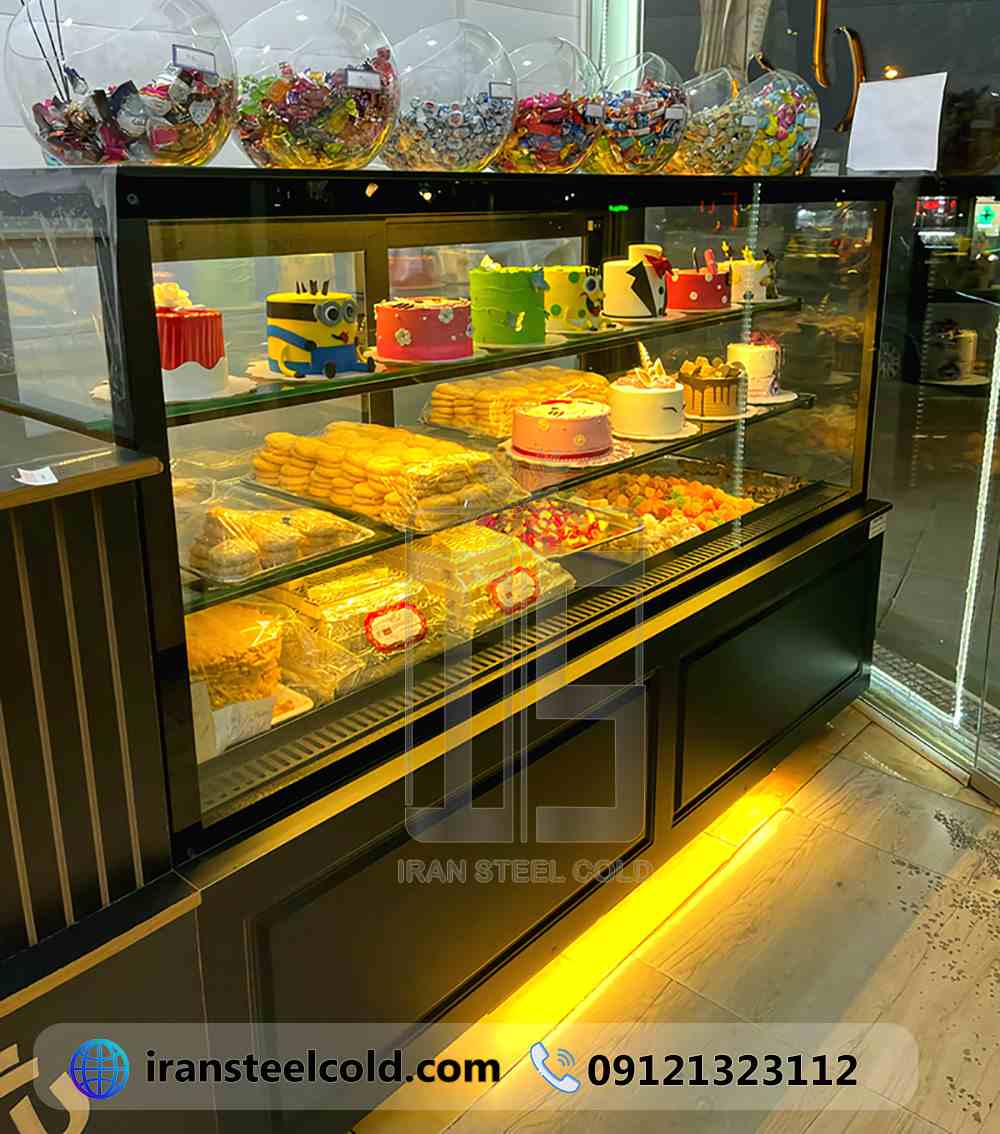 مزایای استفاده از شو کیک در کافی&zwnj;شاپ